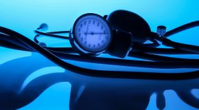 Billet de la Présidente – Maisons “France Santé” – Un effet de manche pour court-circuiter la régulation de l’installation des médecins ?