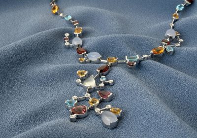 Bijoux vendus à prix cassés – L’arnaque des faux sites artisanaux