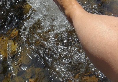 Jambes gonflées – 10 questions pour tout savoir sur le lipœdème